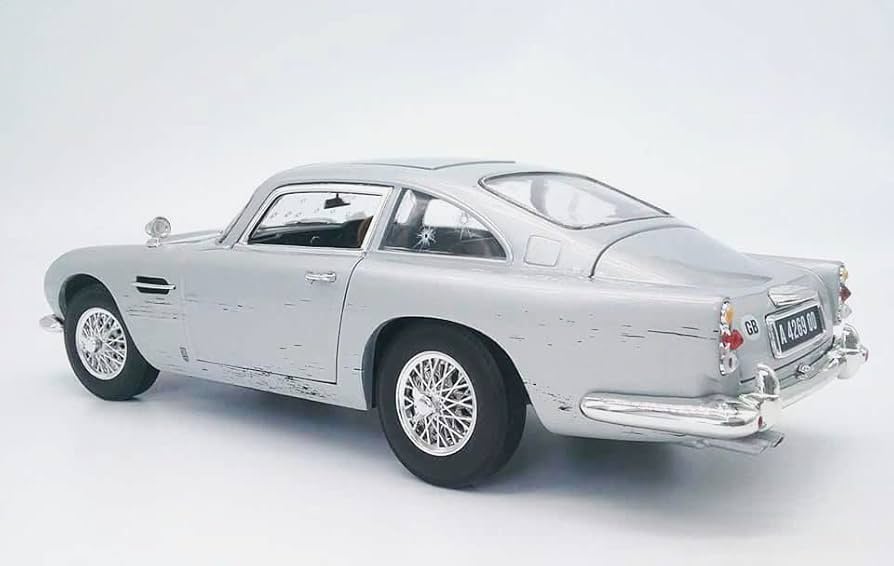 Amazon | Auto World 1/18 アストンマーチン DB5 ダメージ